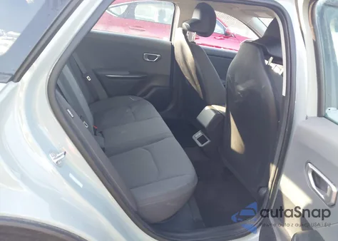 2025 Kia K4 Lxs из США, поврежденный, VIN 3KPFT4DE6SE046554